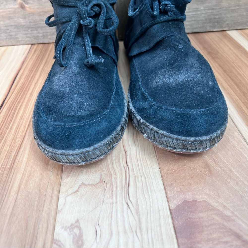 UGG Reid Moc Black Suede Booties Leather Details Sheepskin Wool Treadlite Sz 10 - Picture 2 of 14